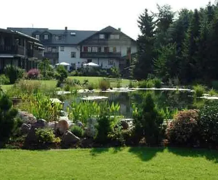 Gartenhotel Hunsrucker Fass Szálloda Kempfeld